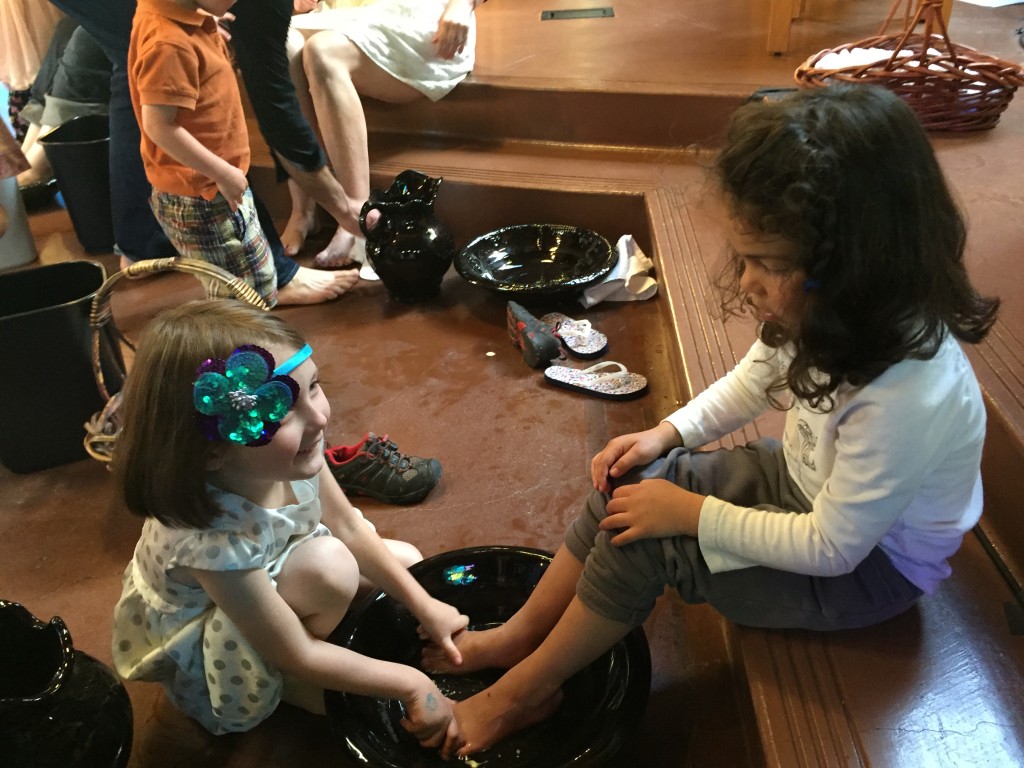 kids footwashing